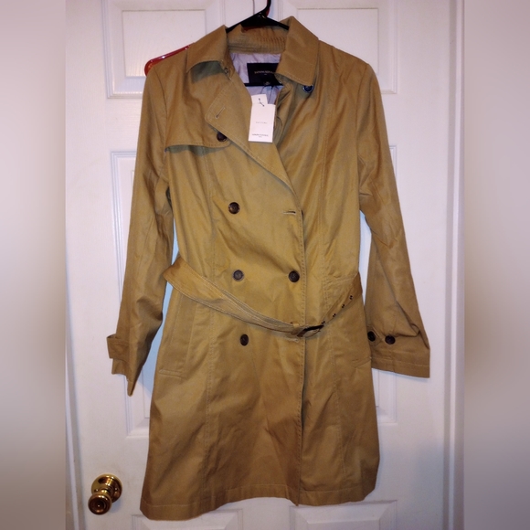 Banana Republic Jackets & Blazers - NWT Banana Republic basic trench coat cashew